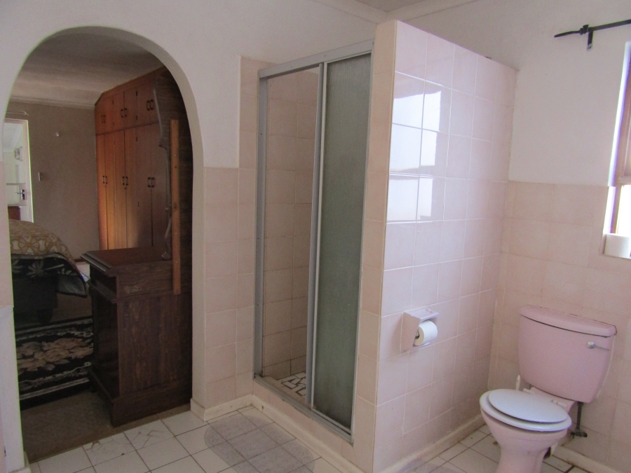 4 Bedroom Property for Sale in Hankey Eastern Cape